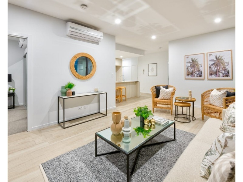 ID:21184344/266 Stanhill Drive, Surfers Paradise QLD 4217