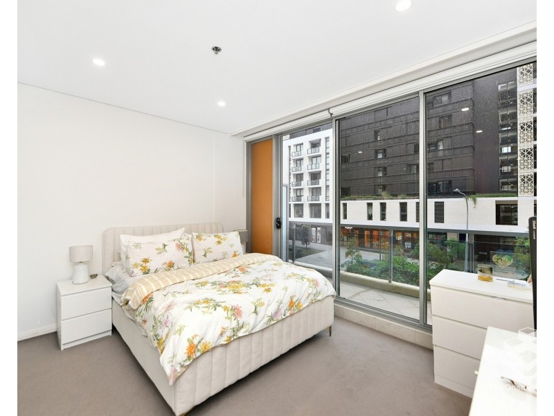 335/2-4 Lachlan Street, Waterloo NSW 2017