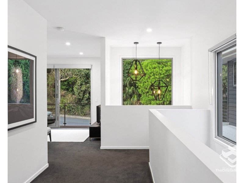 20 Gregory Street, Taringa QLD 4068