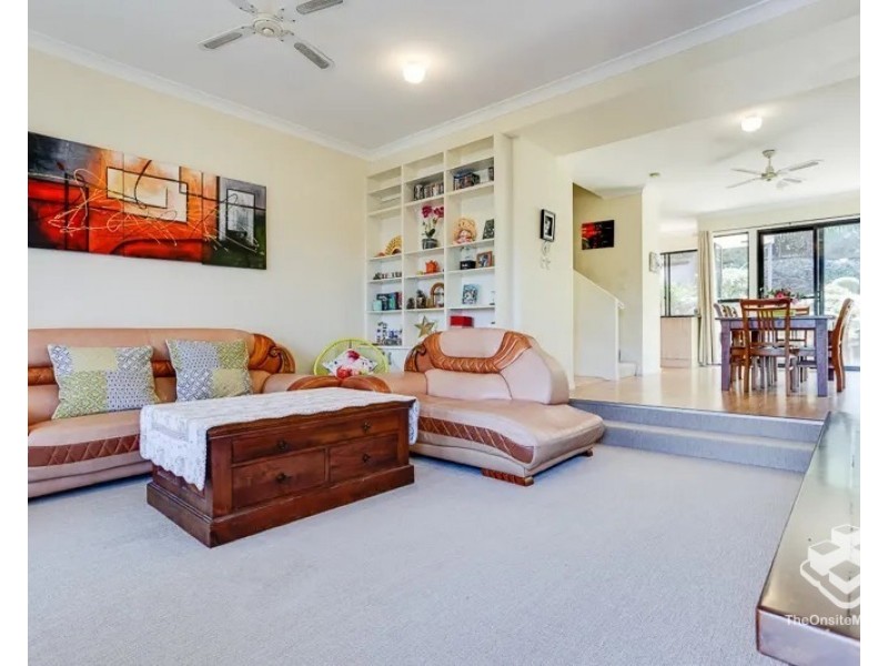 42C Rennie Street, Indooroopilly QLD 4068