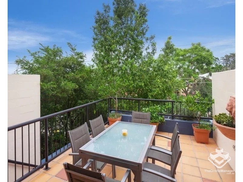 42C Rennie Street, Indooroopilly QLD 4068