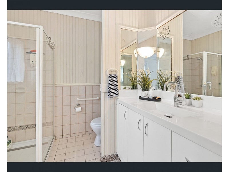 23 Cronin Drive, Wellington Point QLD 4160