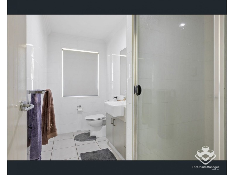 53 Makybe Diva Drive, Ooralea QLD 4740