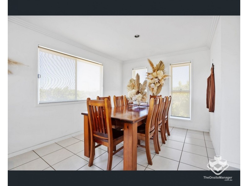 53 Makybe Diva Drive, Ooralea QLD 4740