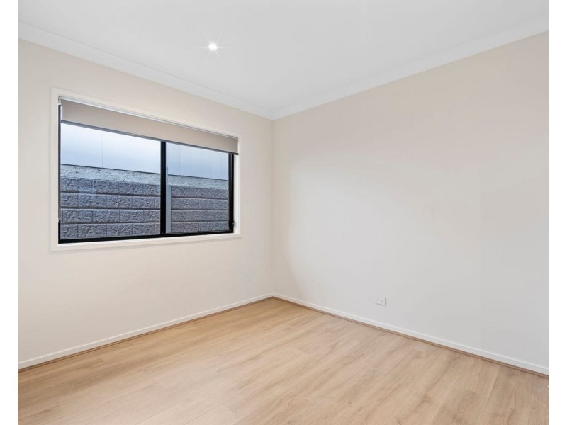 32 Carbeen Circuit, Springfield QLD 4300