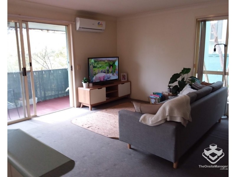 10/31 Simpsons Road, Elanora QLD 4221