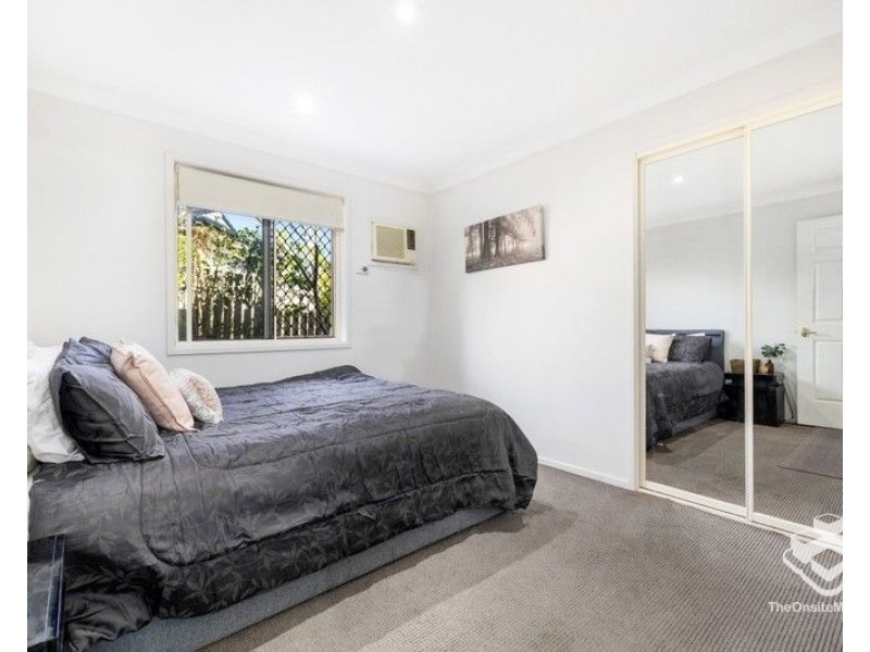 10 Carnea Place, Regents Park QLD 4118