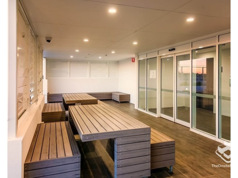 010/113 Commercial Road, Newstead QLD 4006
