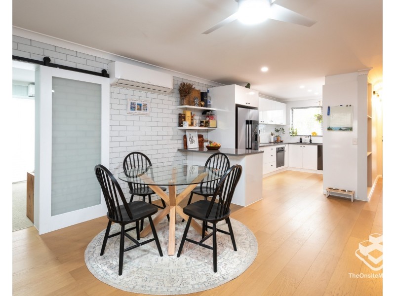 8/36 Government Road, Labrador QLD 4215