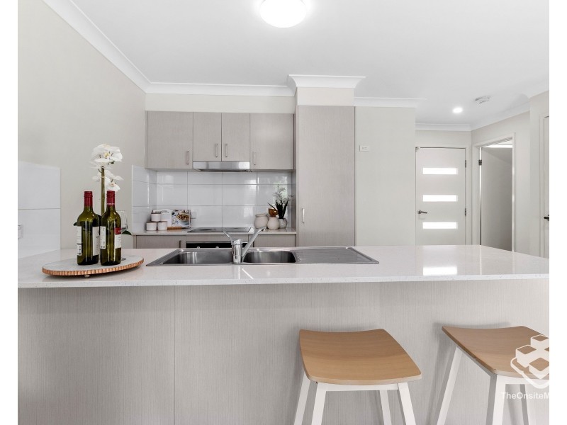 1/10 Costalot Street, Oxley QLD 4075
