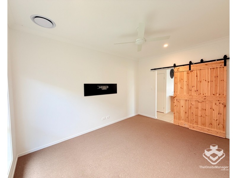 17 Highbury Court, Greenbank QLD 4124