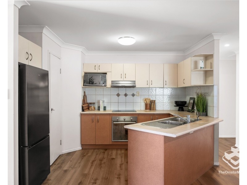 9 Paton Crescent, Forest Lake QLD 4078