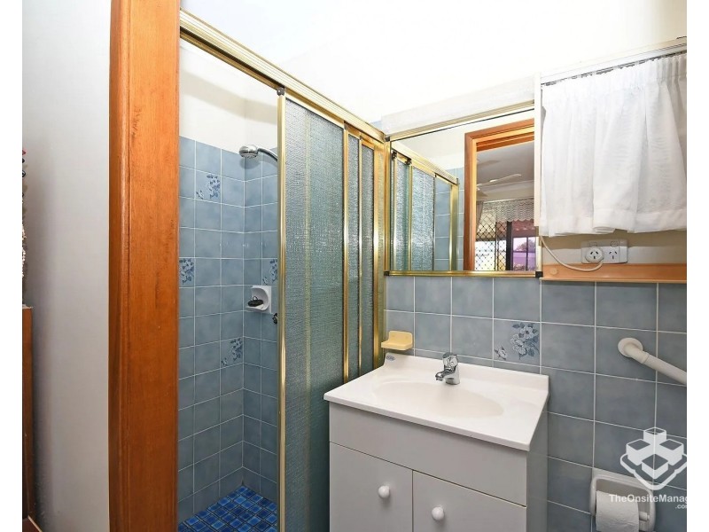 13 Caringa Street, Urangan QLD 4655