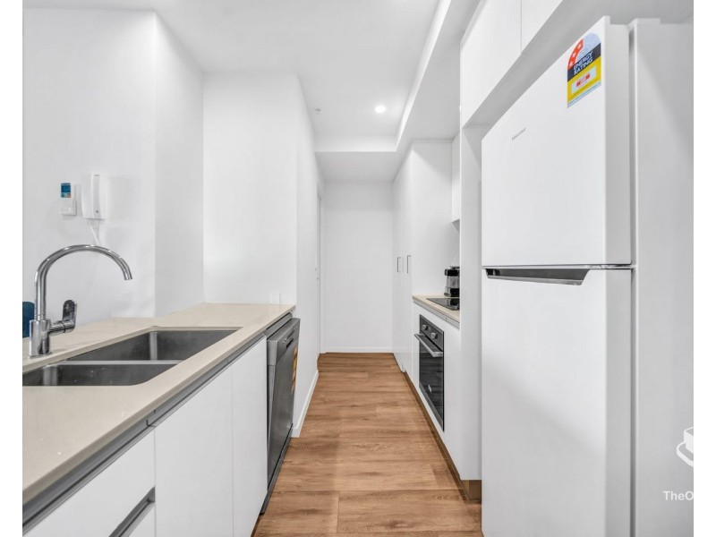 1005/139 Scarborough Street, Southport QLD 4215