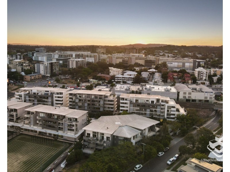 ID:21185190/95 Clarence Road, Indooroopilly QLD 4068