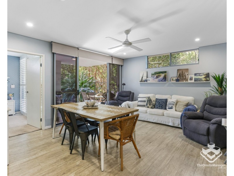 ID:21185345/33 Lakefront Crescent, Varsity Lakes QLD 4227