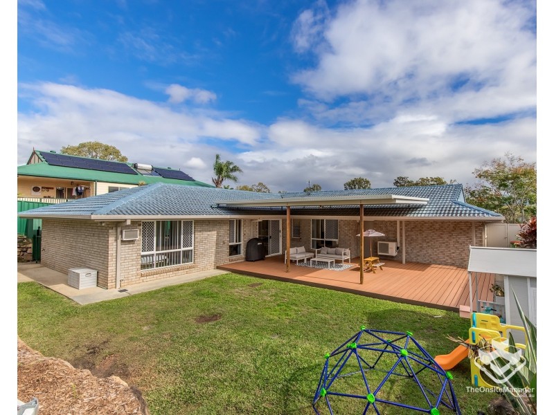 8 Edgeworth Place, Helensvale QLD 4212