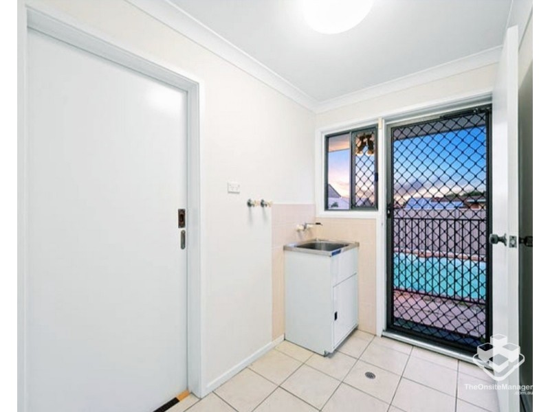 17 Amarna Street, Eight Mile Plains QLD 4113