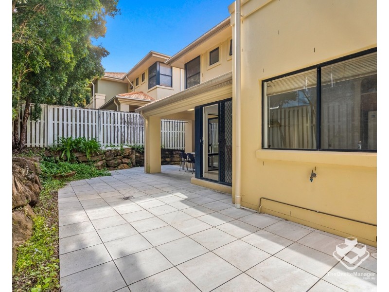17/5 Assembly Drive, Varsity Lakes QLD 4227