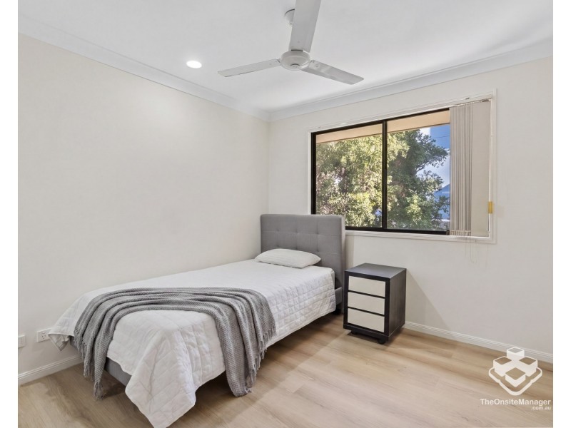 17/5 Assembly Drive, Varsity Lakes QLD 4227