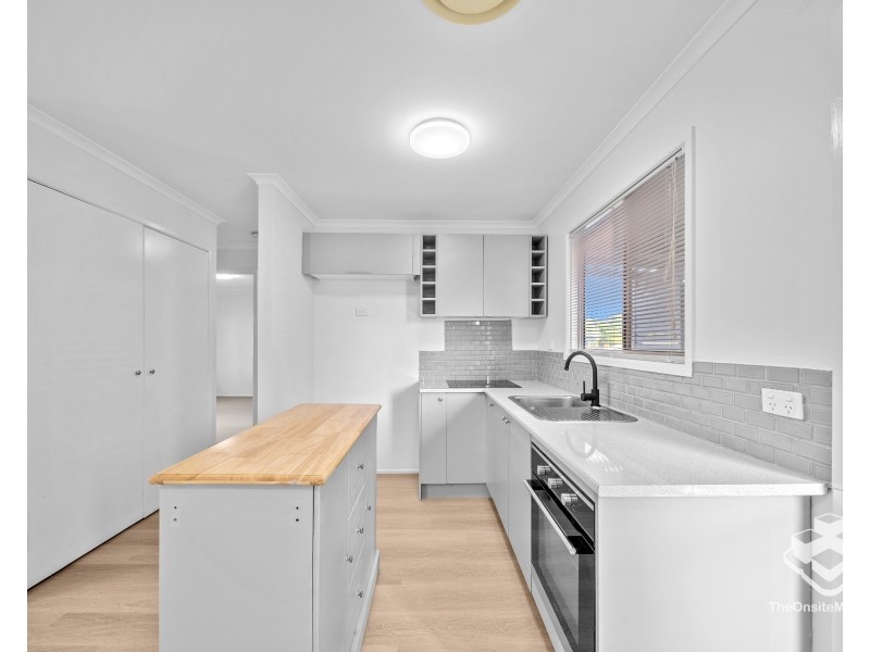 1 Mountain Ash Crescent, Stapylton QLD 4207