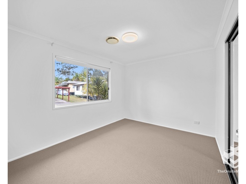 1 Mountain Ash Crescent, Stapylton QLD 4207