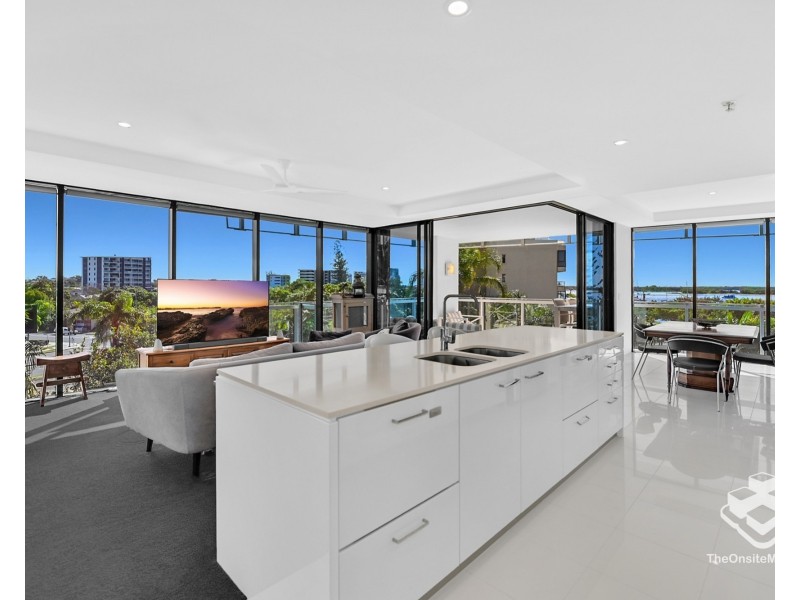 ID:21185881/230 Marine Parade, Labrador QLD 4215