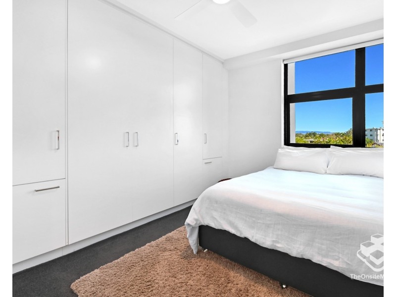 ID:21185881/230 Marine Parade, Labrador QLD 4215