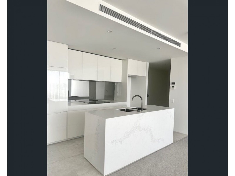 ID:21185912/2 The Lanes Boulevard, Mermaid Waters QLD 4218
