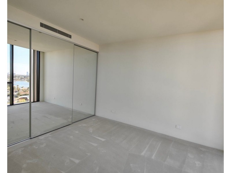 ID:21185912/2 The Lanes Boulevard, Mermaid Waters QLD 4218