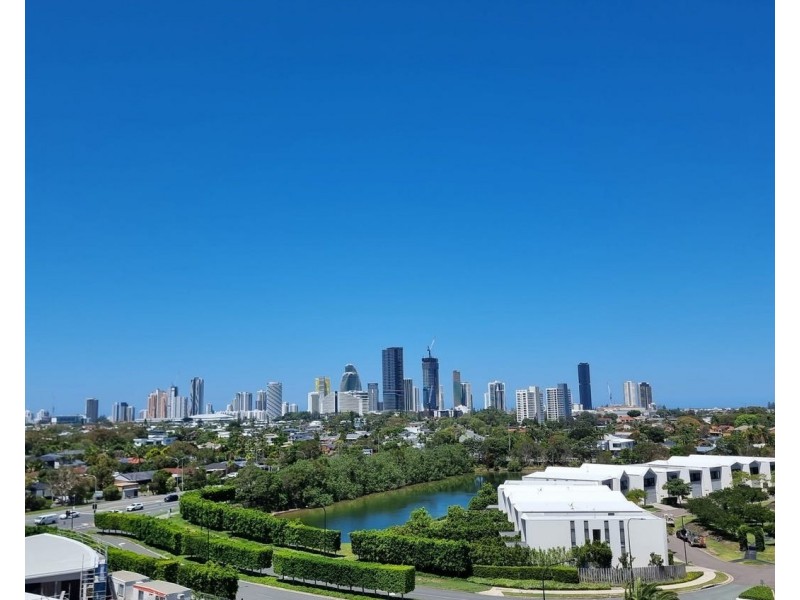 ID:21185912/2 The Lanes Boulevard, Mermaid Waters QLD 4218