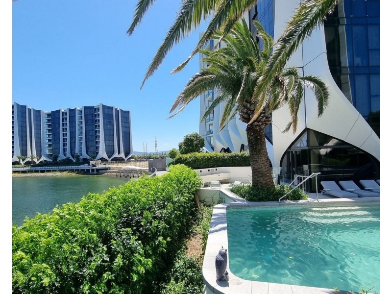 ID:21185912/2 The Lanes Boulevard, Mermaid Waters QLD 4218