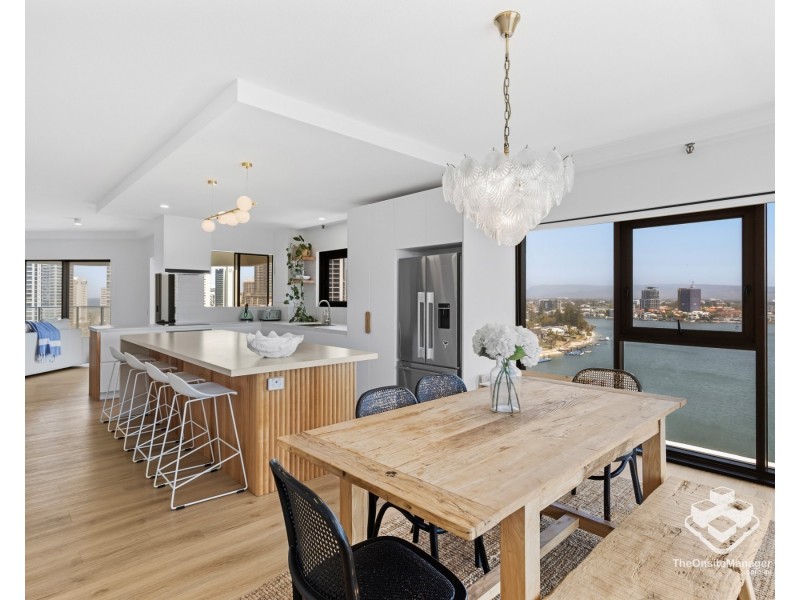 62/2 Admiralty Drive, Surfers Paradise QLD 4217