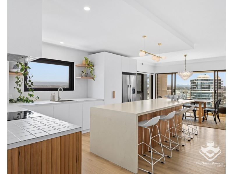 62/2 Admiralty Drive, Surfers Paradise QLD 4217