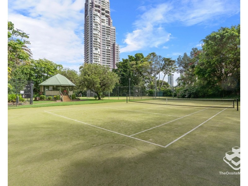 62/2 Admiralty Drive, Surfers Paradise QLD 4217