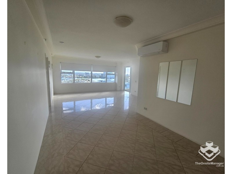 ID:21185996/12 Commodore Drive, Surfers Paradise QLD 4217