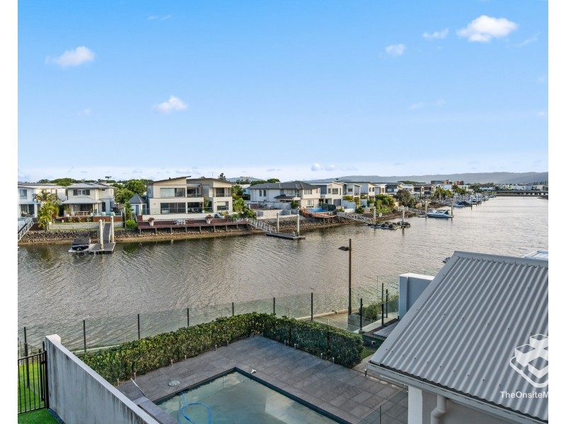 37 Santa Monica Boulevard, Hope Island QLD 4212