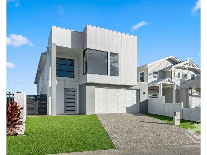 37 Santa Monica Boulevard, Hope Island QLD 4212