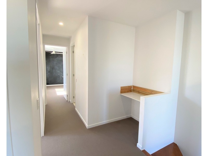22/2 Emily Way, Varsity Lakes QLD 4227