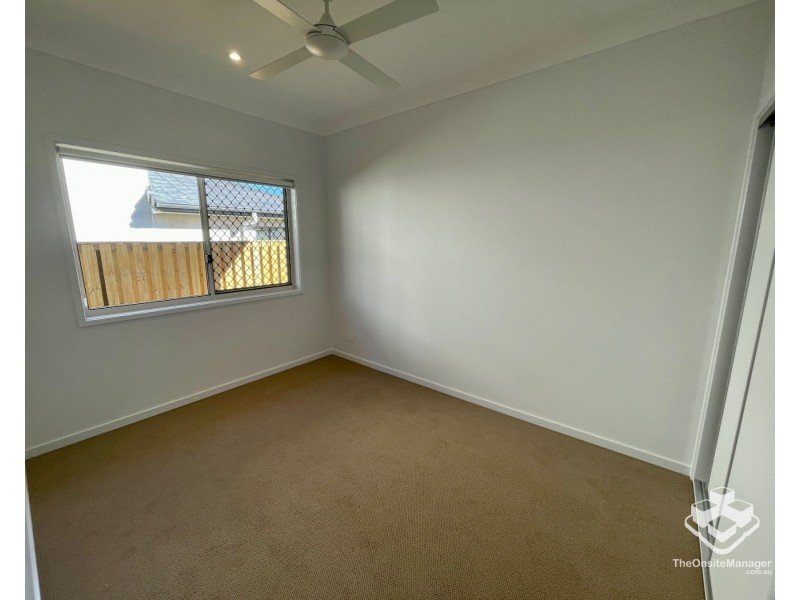 4 Shell Street, Nerang QLD 4211