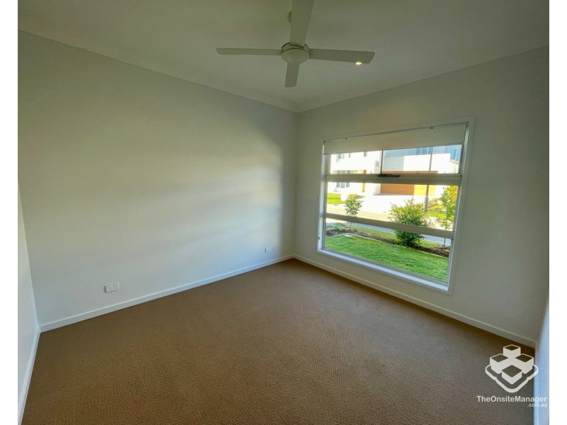 4 Shell Street, Nerang QLD 4211