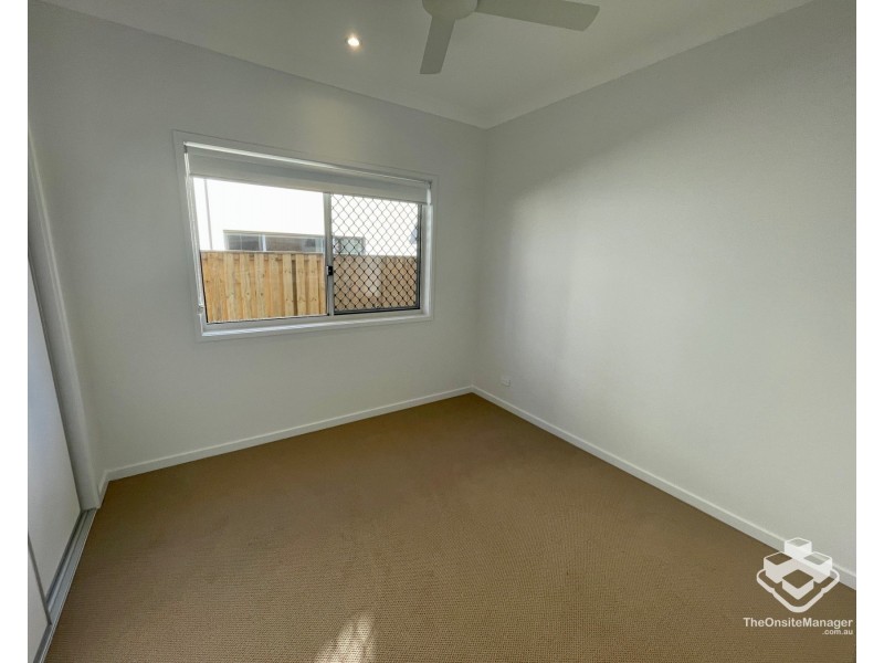 4 Shell Street, Nerang QLD 4211