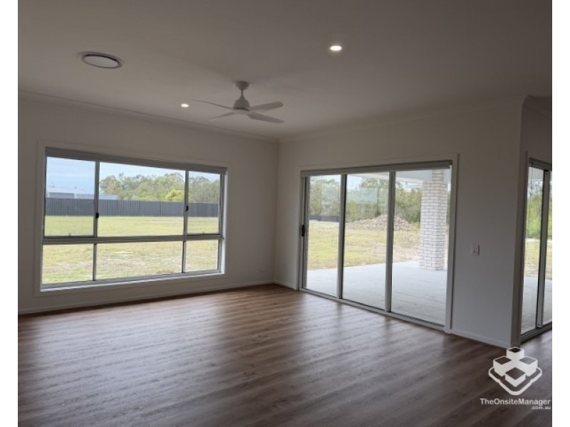 134 Beach Drive, Burrum Heads QLD 4659