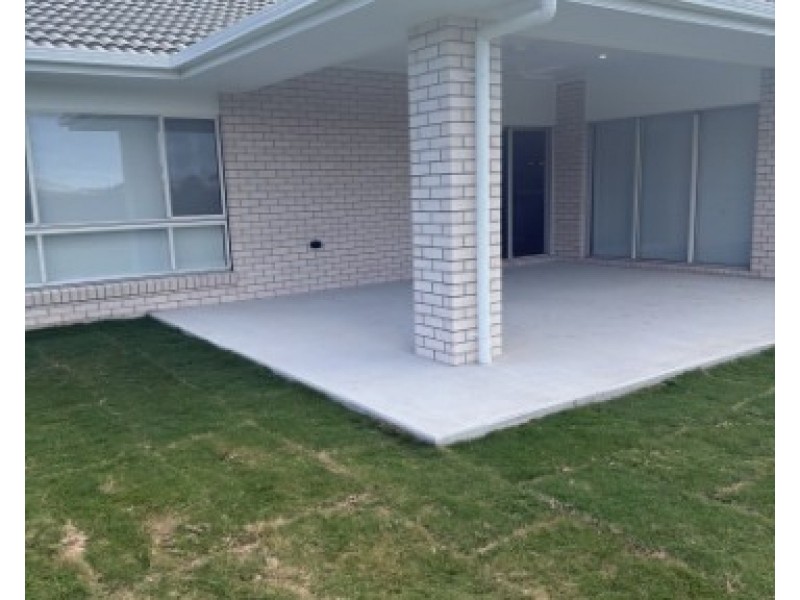 134 Beach Drive, Burrum Heads QLD 4659