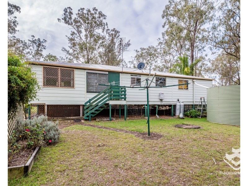 34 Kurrajong Drive, Nanango QLD 4615