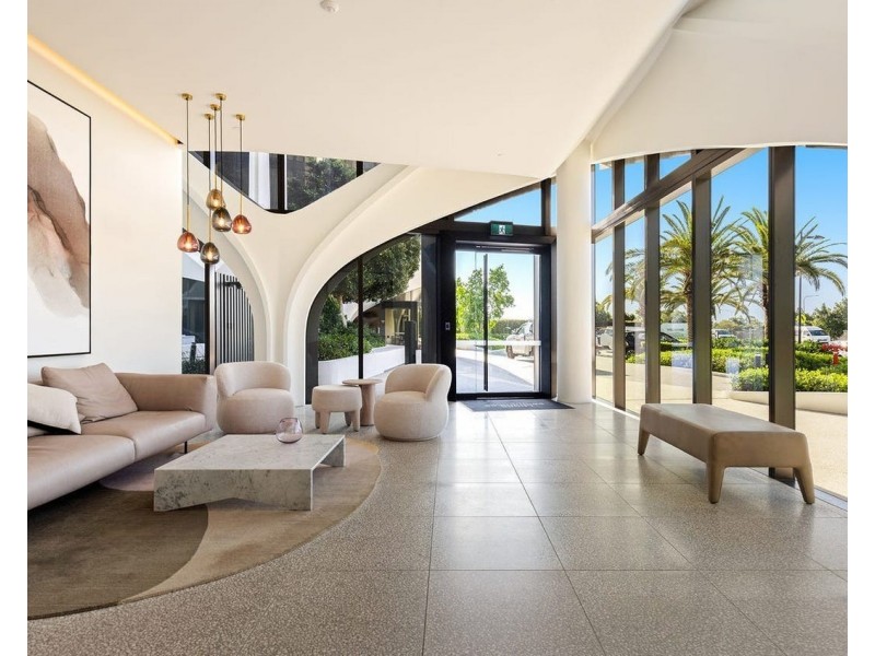 ID:21186332/2 The Lanes Boulevard, Mermaid Waters QLD 4218