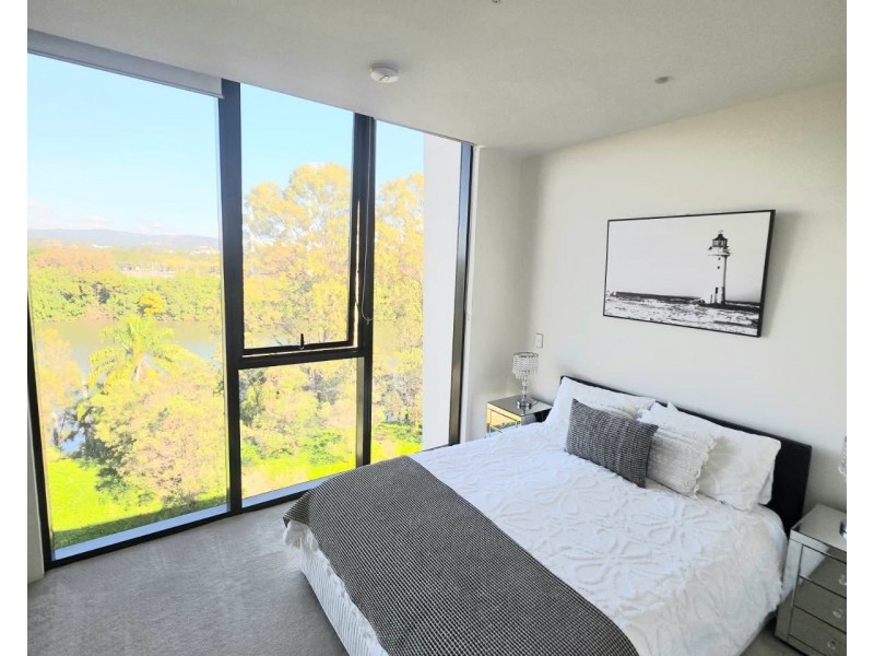 505d/1 The Concourse, Benowa QLD 4217