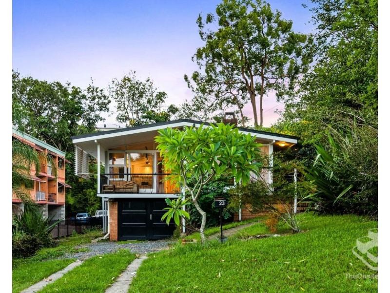 23 The Esplanade, St Lucia QLD 4067