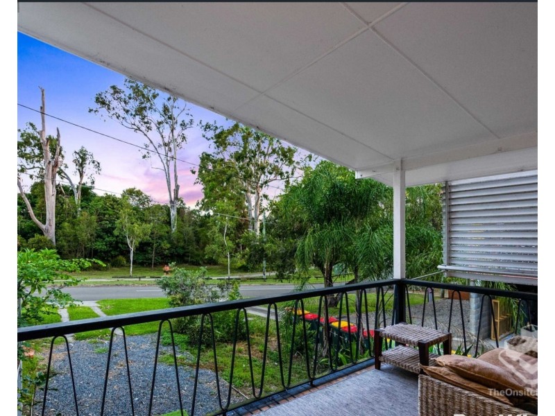 23 The Esplanade, St Lucia QLD 4067