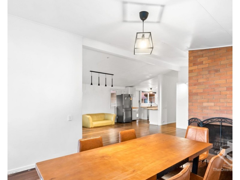 23 The Esplanade, St Lucia QLD 4067